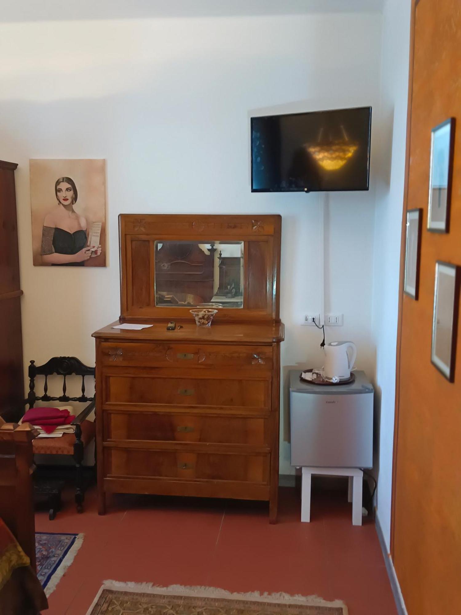 Bed & Breakfast La Maison Rouge *